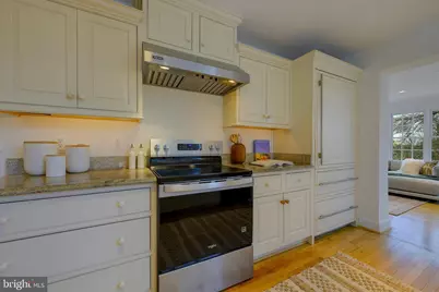 2625 S Hayes Street, Arlington, VA 22202 - Photo 15