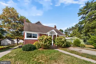 750 N George Mason Dr, Arlington, VA 22203 - Photo 3