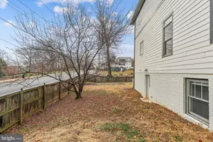 2500 12th St N, Arlington, VA 22201 - Photo 11