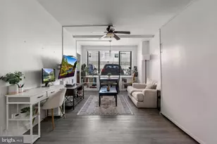 1121 Arlington Blvd, Arlington, VA 22209 - Photo 5