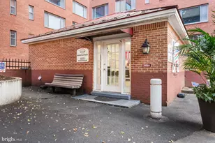 1021 Arlington Blvd, Arlington, VA 22209 - Photo 21