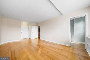 1121 Arlington Blvd, Arlington, VA 22209 - Photo 3