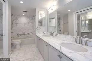 1101 S Arlington Ridge Rd, Arlington, VA 22202 - Photo 23