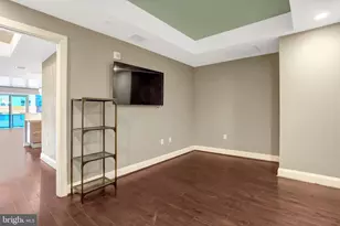 1881 N Nash Street N, Arlington, VA 22209 - Photo 7