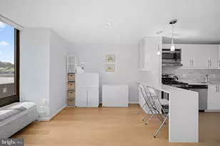 1510 12th St N, Arlington, VA 22209 - Photo 5