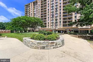 4600 S Four Mile Run Dr, Arlington, VA 22204 - Photo 1