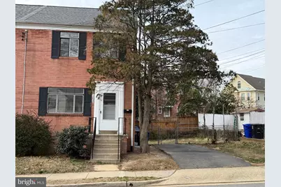 1304 S Walter Reed Drive, Arlington, VA 22204 - Photo 1