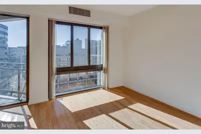 1530 Key Boulevard #1017, Arlington, VA 22209 - Photo 9