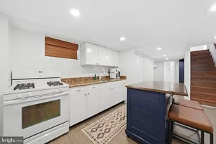 5611 Wilson Blvd, Arlington, VA 22205 - Photo 29