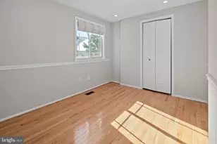 1638 10th St S, Arlington, VA 22204 - Photo 17
