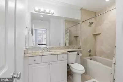 1201 N Garfield Street #204, Arlington, VA 22201 - Photo 15