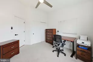 6940 Fairfax Dr, Arlington, VA 22213 - Photo 19