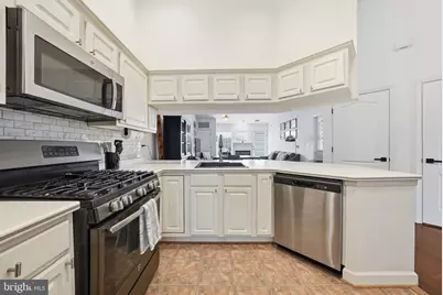 6940 Fairfax Drive #406, Arlington, VA 22213 - Photo 9