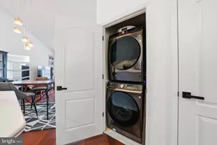 6940 Fairfax Dr, Arlington, VA 22213 - Photo 21