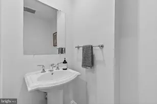 3625 10th St N, Arlington, VA 22201 - Photo 17