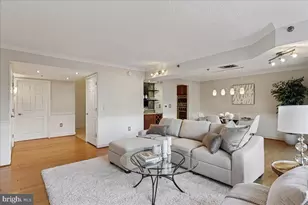 1276 N Wayne St, Arlington, VA 22201 - Photo 7