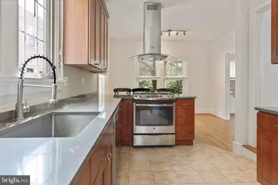 2629 Washington Boulevard, Arlington, VA 22201 - Photo 7