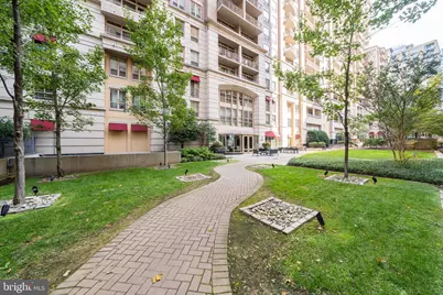 888 N Quincy Street #2008, Arlington, VA 22203 - Photo 37