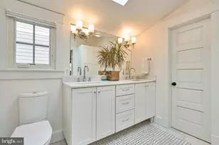 205 N Fillmore St, Arlington, VA 22201 - Photo 31