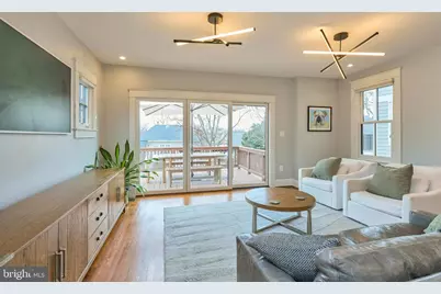 205 N Fillmore Street, Arlington, VA 22201 - Photo 9