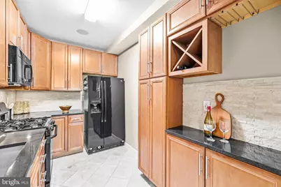 5101 8th Road S #13, Arlington, VA 22204 - Photo 7