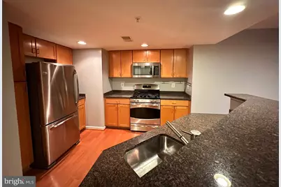 2220 Fairfax Drive #806, Arlington, VA 22201 - Photo 3