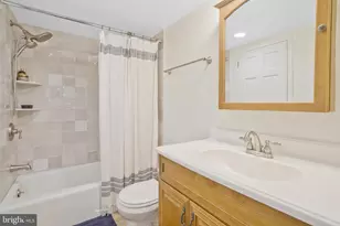 3800 Fairfax Dr, Arlington, VA 22203 - Photo 5