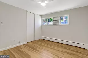908 N Arlington Mill Dr, Arlington, VA 22205 - Photo 21