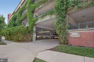 2465 Army Navy Dr, Arlington, VA 22206 - Photo 7