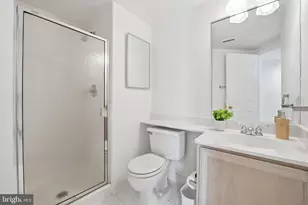 2400 Clarendon Blvd, Arlington, VA 22201 - Photo 21