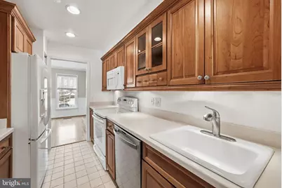 6701 Washington Boulevard #E, Arlington, VA 22213 - Photo 17