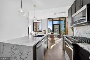 2000 Clarendon Blvd, Arlington, VA 22201 - Photo 7