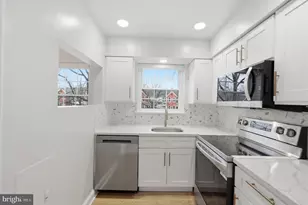 2105 N Scott St, Arlington, VA 22209 - Photo 9