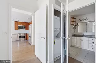 3650 S Glebe Road S, Arlington, VA 22202 - Photo 13