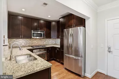 2101 N Monroe Street #203, Arlington, VA 22207 - Photo 7