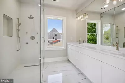 1610 12th Street S, Arlington, VA 22204 - Photo 105