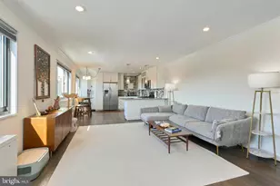 1300 S Arlington Ridge Rd, Arlington, VA 22202 - Photo 5