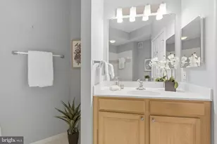 2465 Army Navy Dr, Arlington, VA 22206 - Photo 33