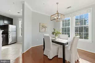 2465 Army Navy Dr, Arlington, VA 22206 - Photo 11