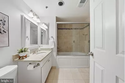 1050 N Taylor Street #105, Arlington, VA 22201 - Photo 25