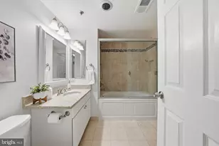 1050 N Taylor St, Arlington, VA 22201 - Photo 25