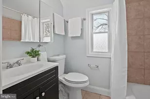 4802 20th Pl N, Arlington, VA 22207 - Photo 17