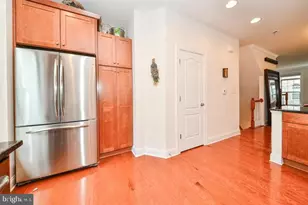 402 N Thomas St, Arlington, VA 22203 - Photo 9
