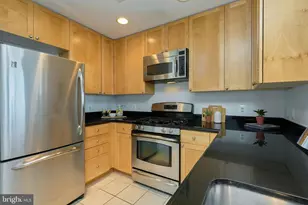3650 S Glebe Road S, Arlington, VA 22202 - Photo 5