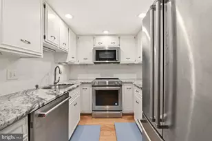 1035 N Stafford St, Arlington, VA 22201 - Photo 11