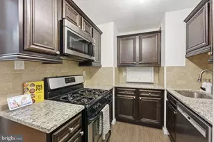 2030 N Adams St, Arlington, VA 22201 - Photo 11