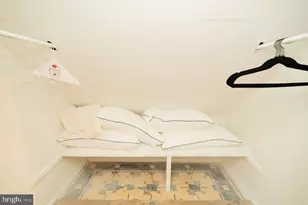 1037 16th St S, Arlington, VA 22202 - Photo 11