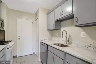 1830 Columbia Pike, Arlington, VA 22204 - Photo 5