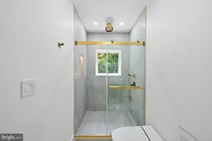 2321 N Richmond St, Arlington, VA 22207 - Photo 55