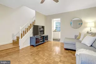 1201 S Barton St, Arlington, VA 22204 - Photo 3